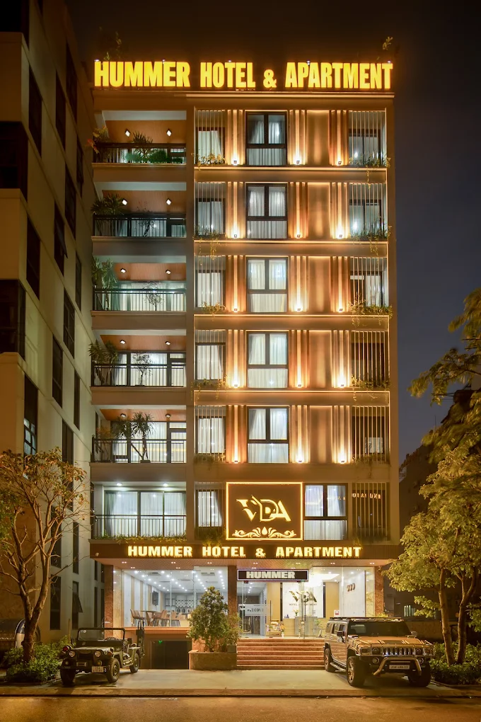 Khách sạn Hummer Hotel